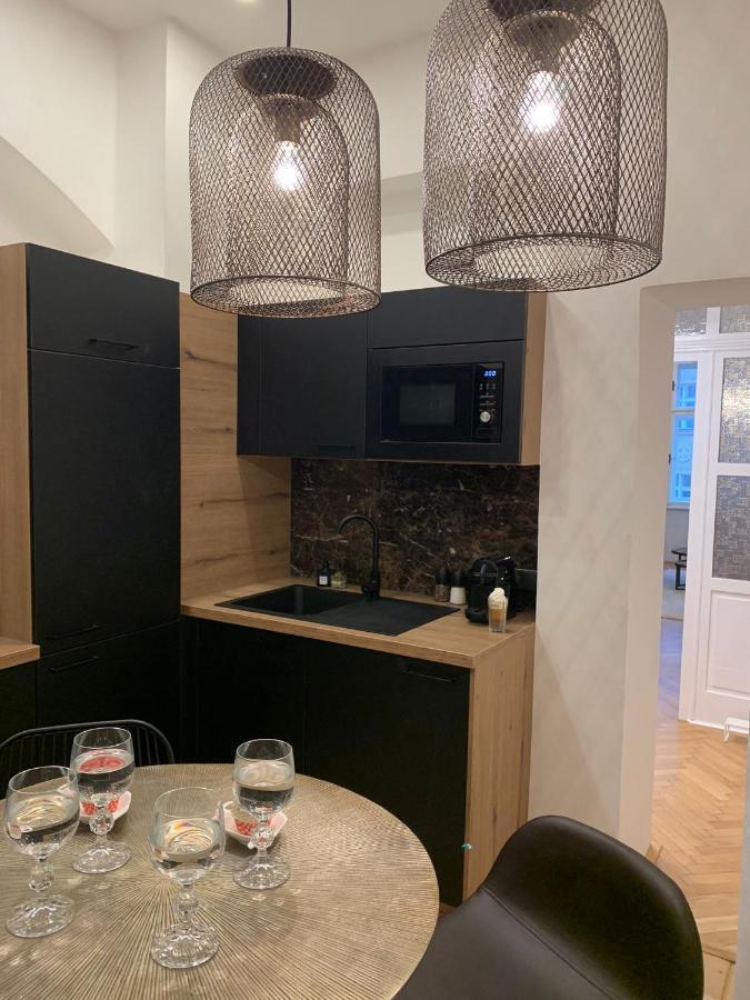 Bella Vista Collonade Apartment Карлови Вари Екстериор снимка