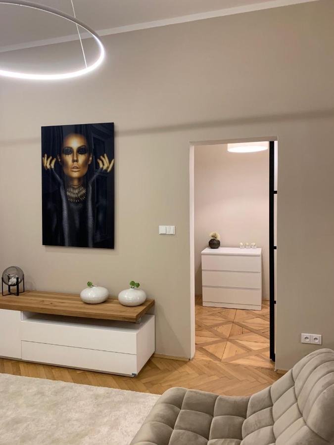 Bella Vista Collonade Apartment Карлови Вари Екстериор снимка
