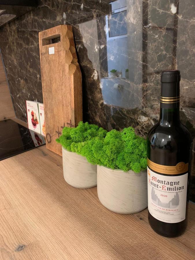 Bella Vista Collonade Apartment Карлови Вари Екстериор снимка