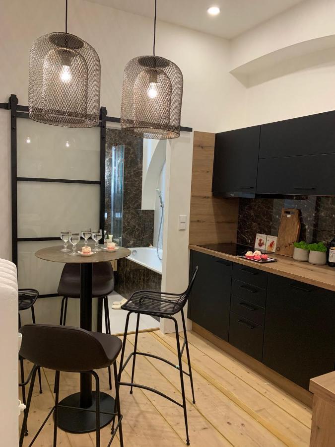 Bella Vista Collonade Apartment Карлови Вари Екстериор снимка
