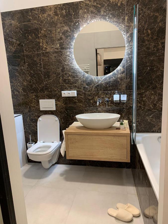 Bella Vista Collonade Apartment Карлови Вари Екстериор снимка
